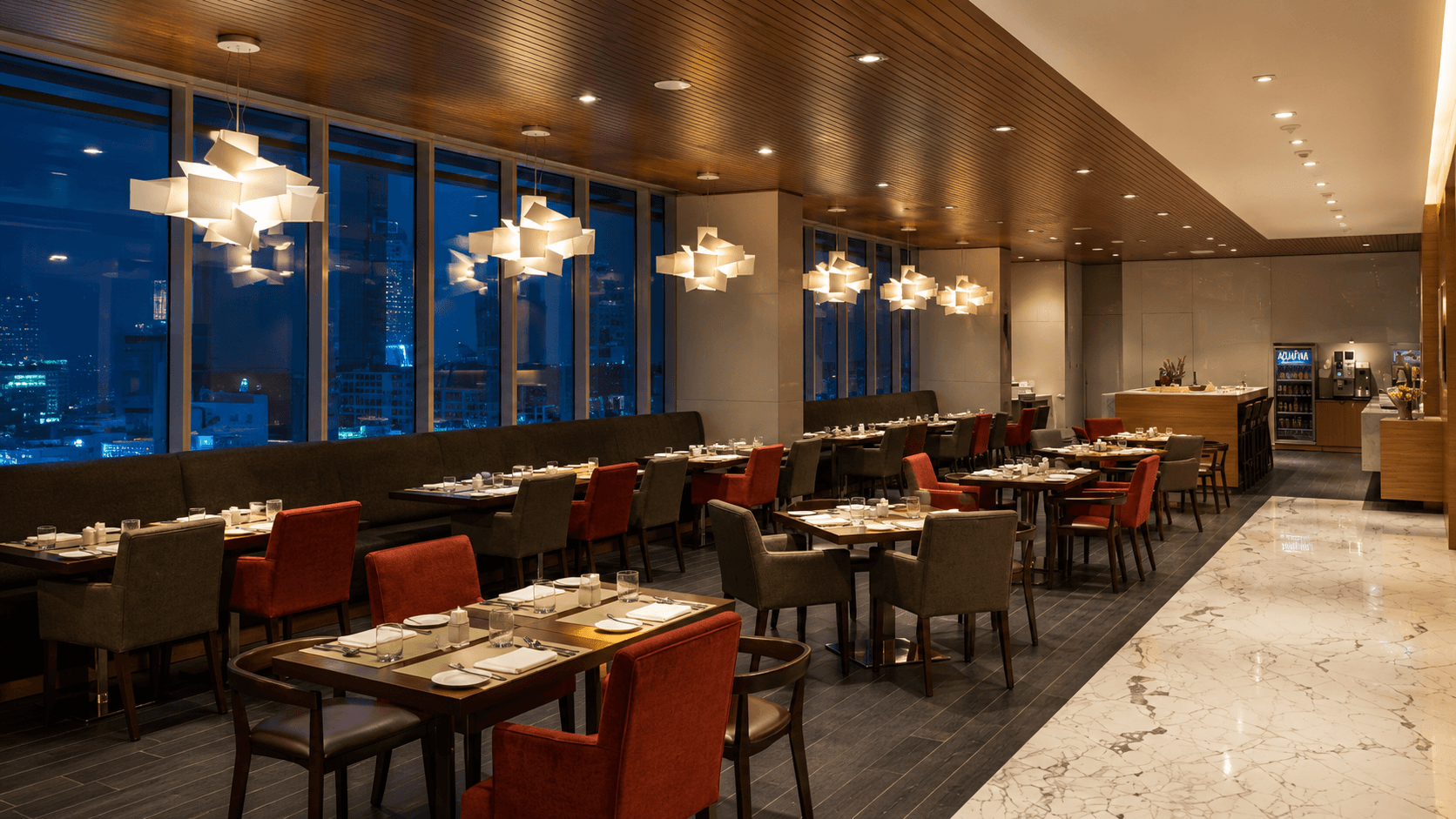 Breakfast / Dining Area